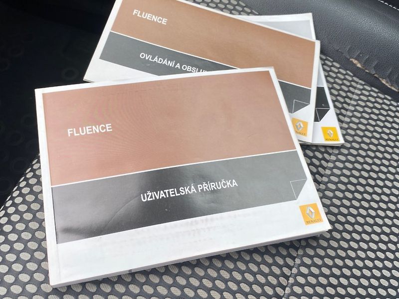 Renault Fluence (2013) 1,6 (82kW) BA. Man - fotka 24 z 26