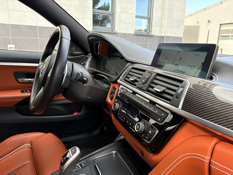 BMW Řada 4 440i xDrive Gran Coupé M 240kW - fotka 23 z 75
