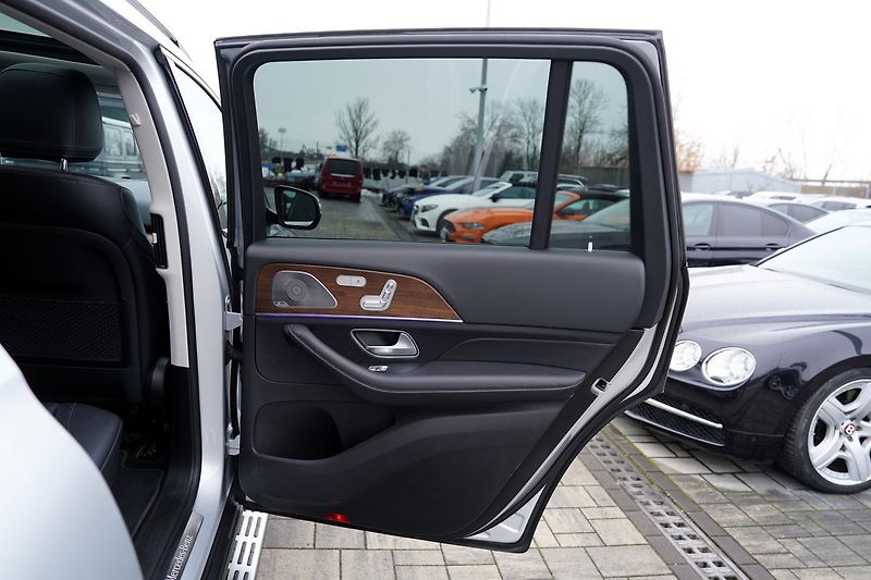 Mercedes-Benz GLS 400d 4Matic/AMG/ČR - fotka 21 z 51