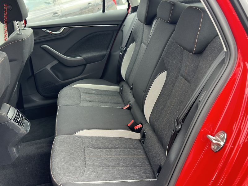 Škoda Kamiq (2020) 1.0 TSi, Style, +ALU - fotka 10 z 20