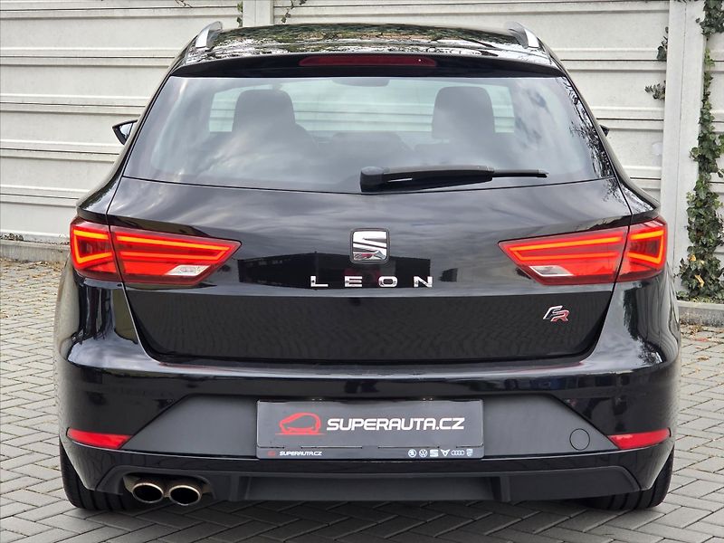 Seat Leon 1,8 TSi FR Full LED DCC 16V ST - fotka 5 z 25