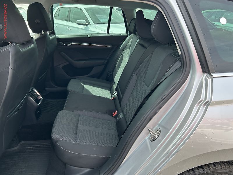 Škoda Octavia (2021) 2.0 TDi, ČR, Style, TZ, +pneu - fotka 10 z 17