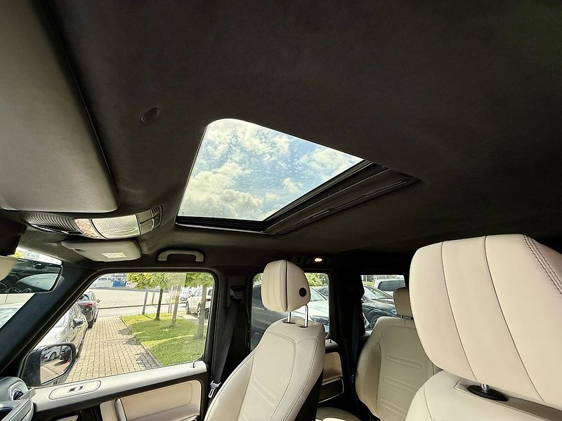Mercedes-Benz Třídy G (2019) 500 - fotka 40 z 50