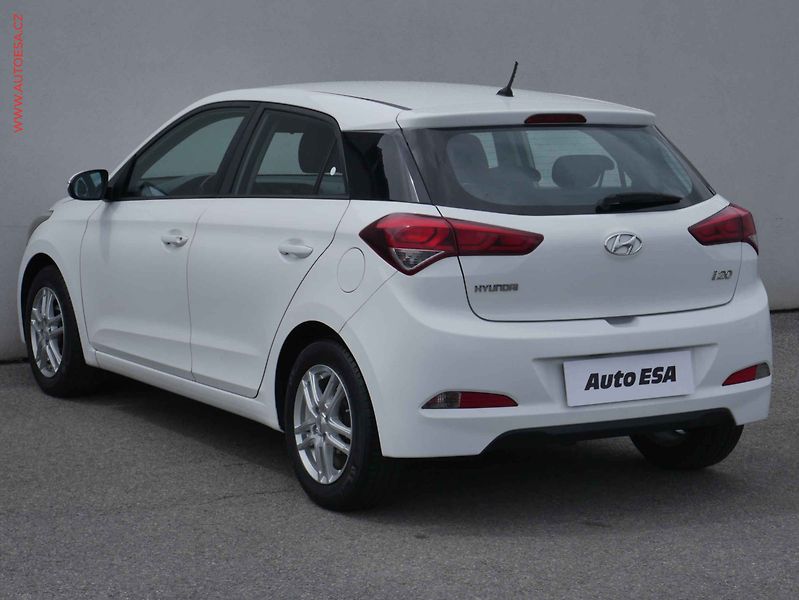 Hyundai i20 (2017) 1.3i, ČR, AC - fotka 6 z 16