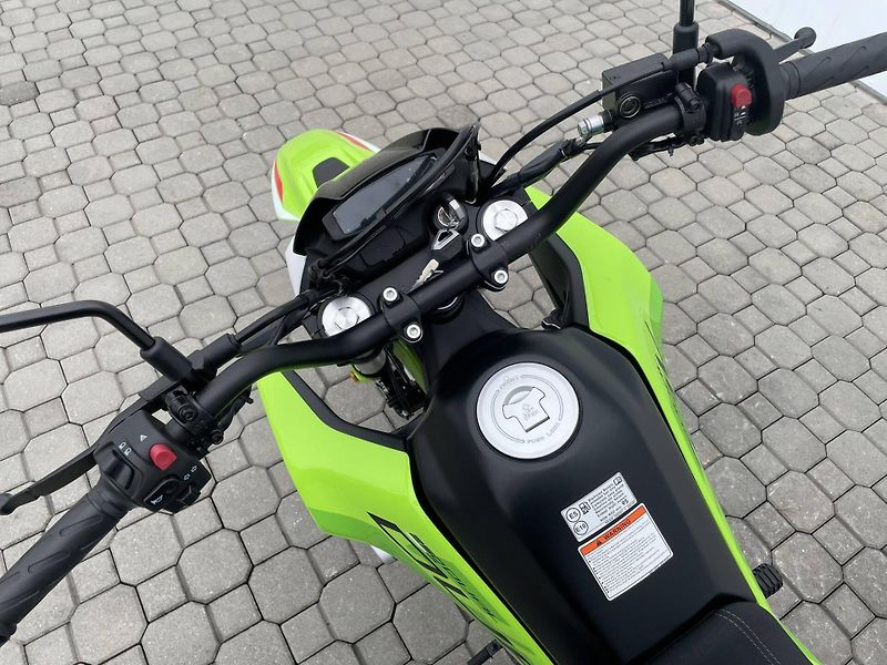 CFMOTO (2026) 250 Dual Sport EU5+ - fotka 10 z 14