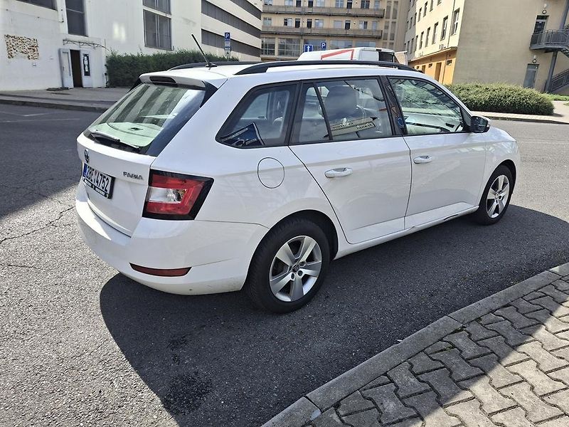 Škoda Fabia III kombi 1,0 TSi 2BE4752 - fotka 6 z 23