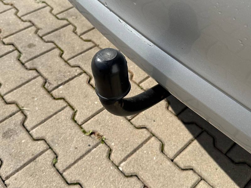 Škoda Octavia (2012) 1.6 TDI 77 kW Ambiente - fotka 18 z 20