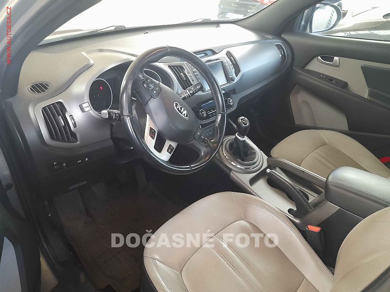 Kia Sportage (2014) 1.7CRDi, ČR, servis.kniha - fotka 3 z 3
