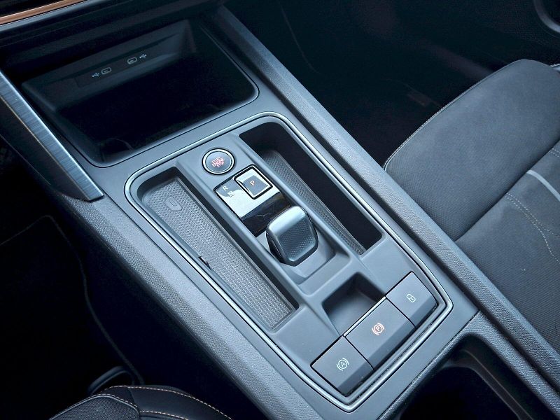 Cupra Formentor (2022) DSG 1,5TSi 110kW - fotka 33 z 35