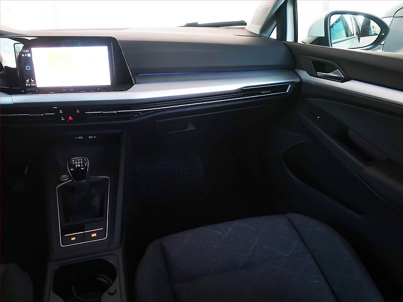 Volkswagen Golf (2022) 2.0 TDI, ČR,1.maj, Tempomat - fotka 8 z 17