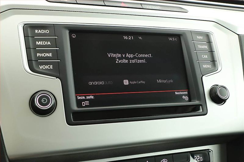 Volkswagen Passat (2016) 2.0 TDI, Navi, Tempomat - fotka 17 z 22