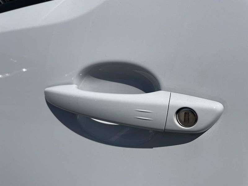 Toyota ProAce Verso 2.0D Business Com. odběr ihned - fotka 32 z 32