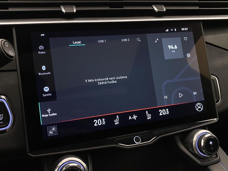 Lynk & Co 01 PHEV DCT AUT 1.maj.  - fotka 43 z 69