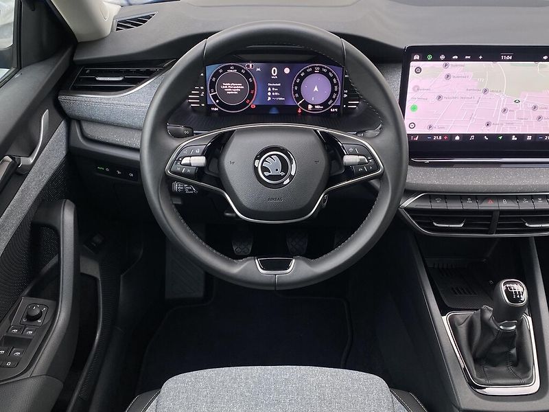 Škoda Octavia Combi 1,5 TSI Top Selection - fotka 8 z 29