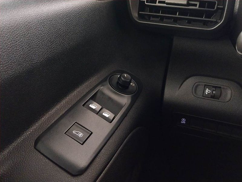 Toyota ProAce City (2021) 1.5 D4-D, ČR, 1Maj - fotka 15 z 15