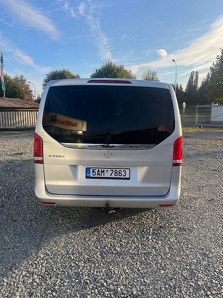 Mercedes-Benz Třídy V (2015) - fotka 8 z 12