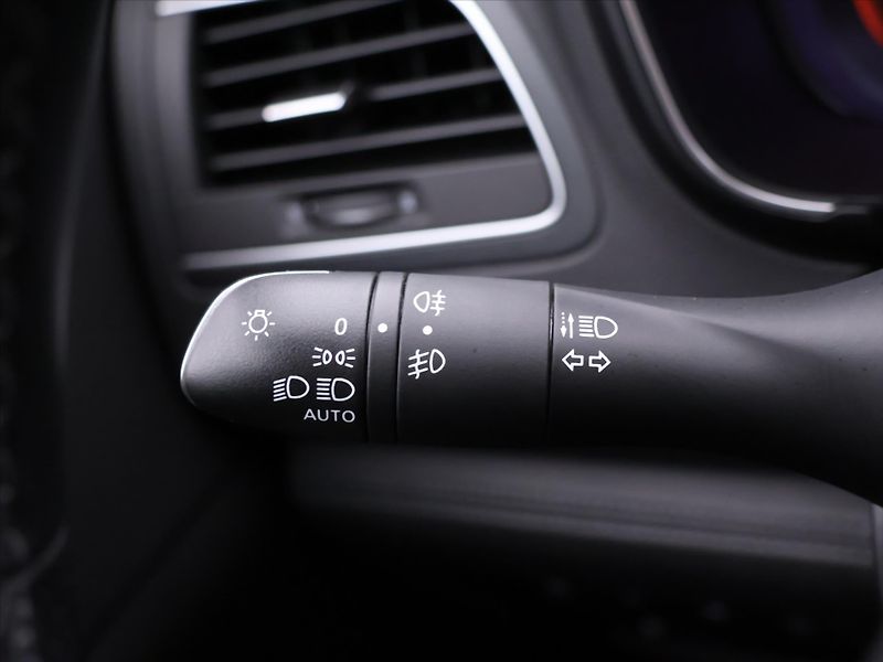 Renault Koleos 2,0 dCi 140kW Initale Paris 4x - fotka 20 z 34