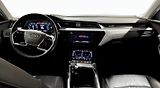 Audi Q8 e-tron 50 Q SoH 100% Kamera Vzduch  - náhled 10