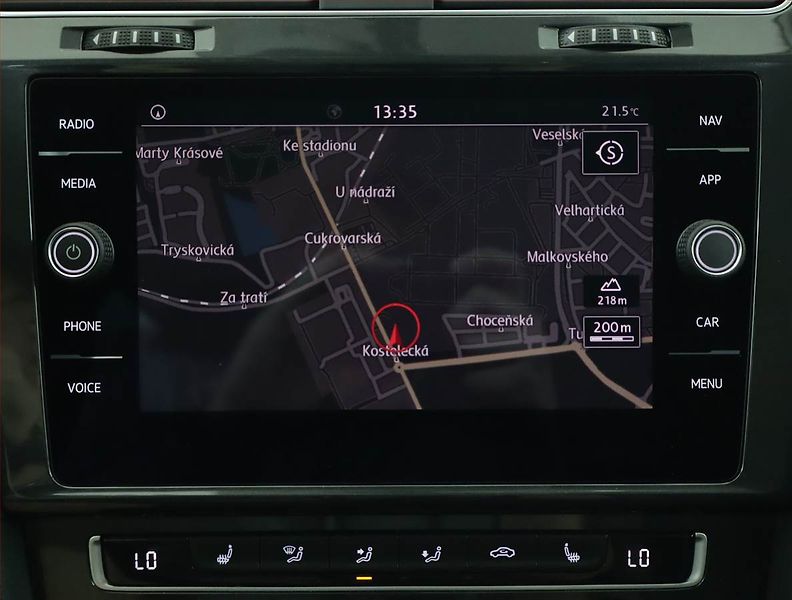 Volkswagen Golf (2019) 2.0 TDI, Navi, Tempomat - fotka 13 z 16