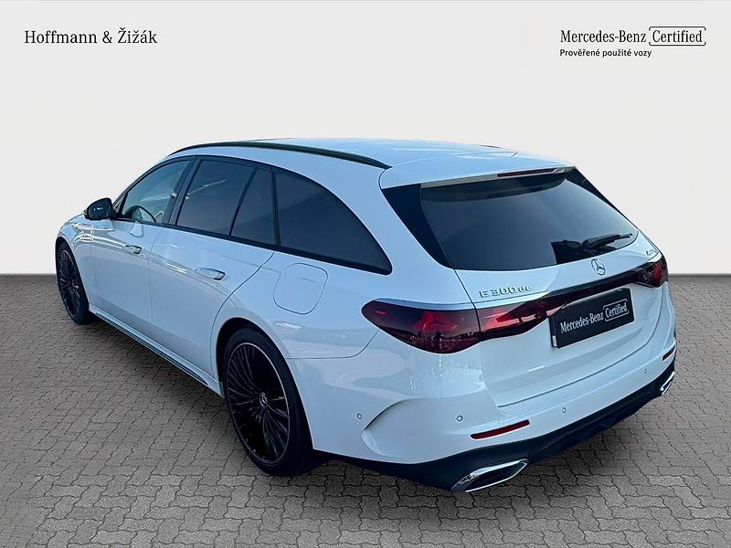 Mercedes-Benz Třídy E 300de 4M kombi - fotka 7 z 13