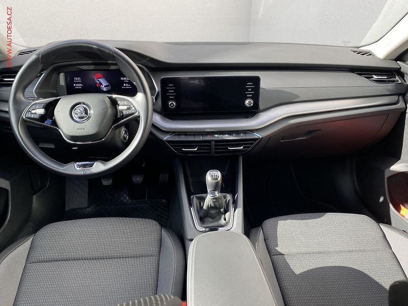 Škoda Octavia (2021) 2.0 TDi, 2.maj,ČR, Ambition - fotka 8 z 19
