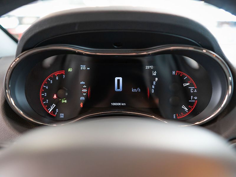 Dodge Durango (2019) 5.7 R/T V8 Technology Group - fotka 21 z 37