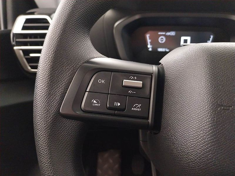 Citroën C4 (2024) 1.2 PureTech, ČR,1.maj - fotka 17 z 18