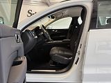 Volvo XC60 (2026) B5 2.0L 250+14 HPAT8 AWD CORE - náhled 15