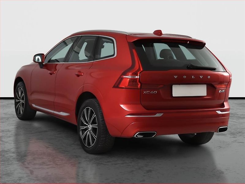 Volvo XC60 (2020) B4 AWD - fotka 4 z 22
