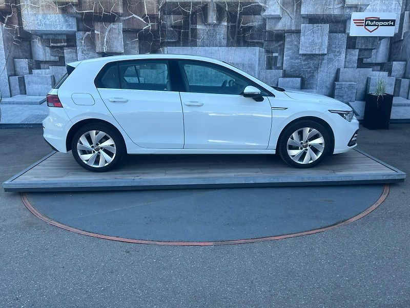 Volkswagen Golf (2022) 2.0TDi, 110KW,STYLE,MATRIX,DPH - fotka 5 z 26