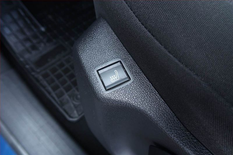 Opel Combo (2021) Edition 1.2 Turbo, 5Míst - fotka 21 z 24