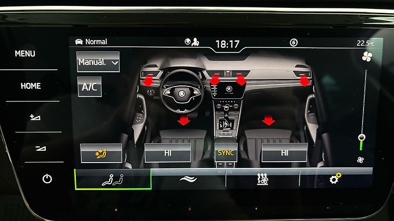 Škoda Superb 2.0 TSI DSG Style Combi - fotka 26 z 29