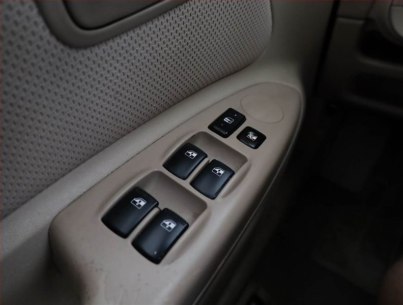 Kia Rio (2007) 1.4 16V, nová STK, Tažné - fotka 11 z 11