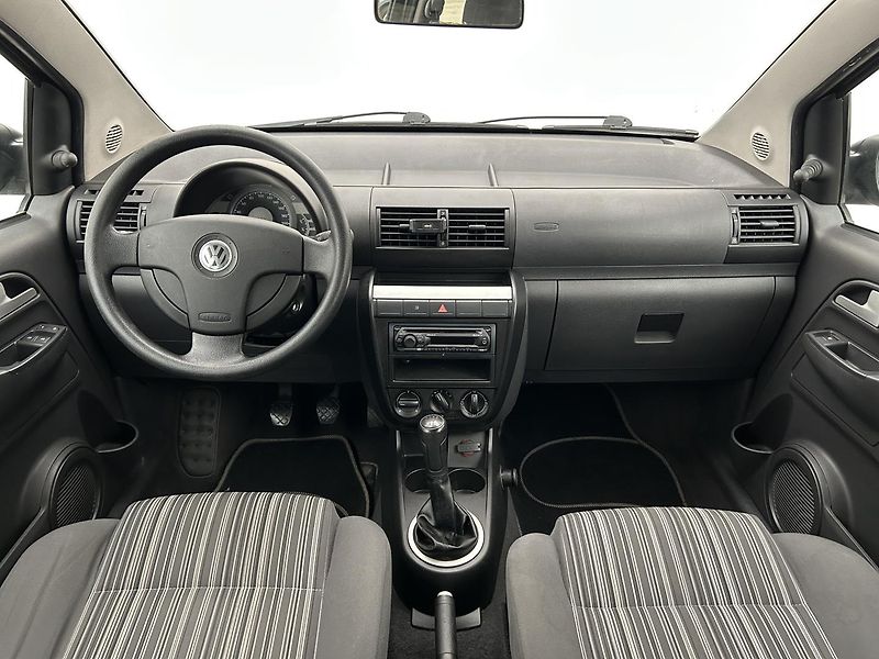 Volkswagen Fox 1.2 HTP - fotka 12 z 44