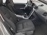Volvo V60 (2017) D3 2.0, Navi, Tempomat - náhled 9