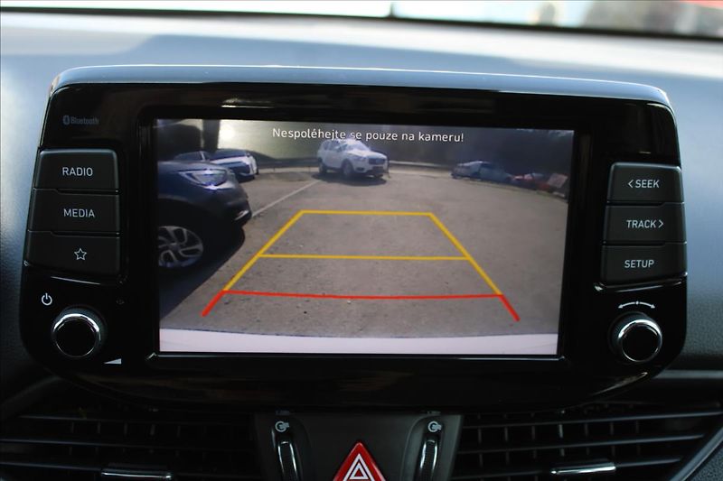 Hyundai i30 1,5 CVVT  NOVÉ V ČR,1.MAJITEL - fotka 12 z 26