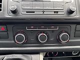 Volkswagen Transporter (2017) 2.0TDi Klima Tempomat Tažné Z - náhled 15