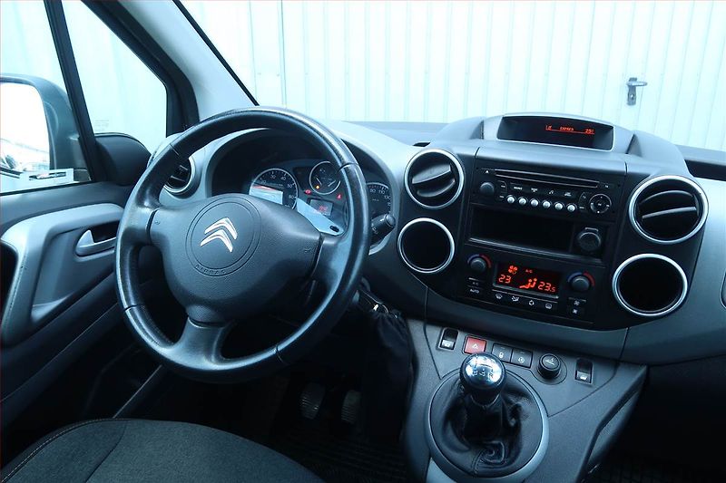 Citroën Berlingo (2016) XTR 1.6 HDi, 5Míst, SR - fotka 7 z 21