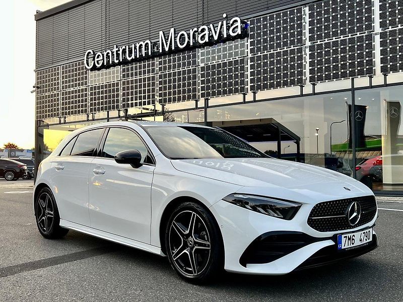 Mercedes-Benz Třídy A (2022) 180 - fotografie inzerátu