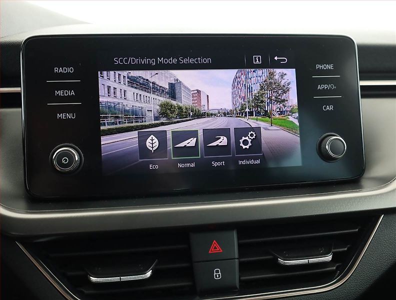 Škoda Scala (2019) Style 1.5 TSI, Automat - fotka 15 z 20