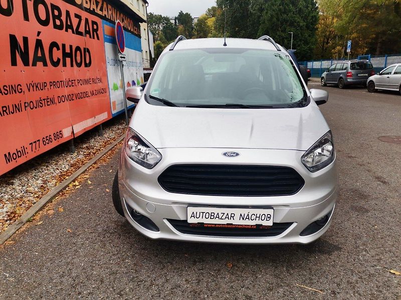 Ford Tourneo Courier 1.0i EB 74kw Winter Paket - fotka 6 z 26