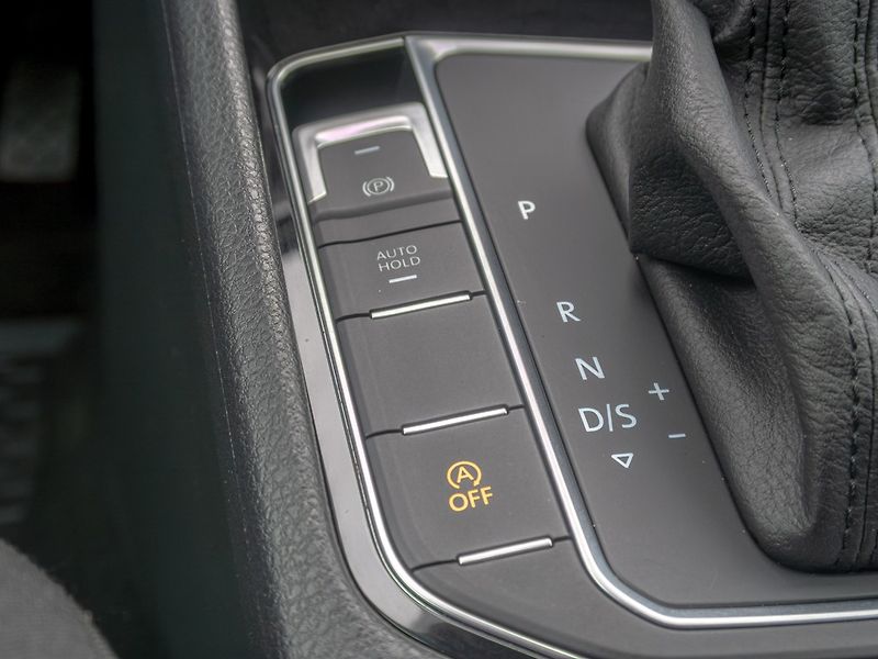 Volkswagen Golf Sportsvan (2017) 1.4TSI 110KW DSG – NAVI - fotka 28 z 50