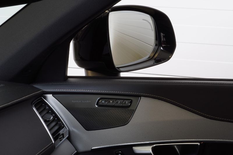 Volvo XC90 B5 Core+ 1.MAJ,ČR,DPH,7 míst - fotka 14 z 34