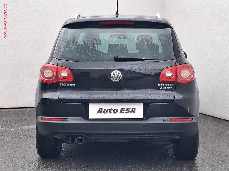 Volkswagen Tiguan (2010) 2.0 TDI 4x4, ČR, servis - fotka 5 z 16