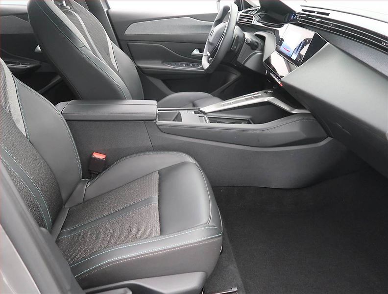 Peugeot 308 (2025) 1.2 PureTech - fotka 9 z 20