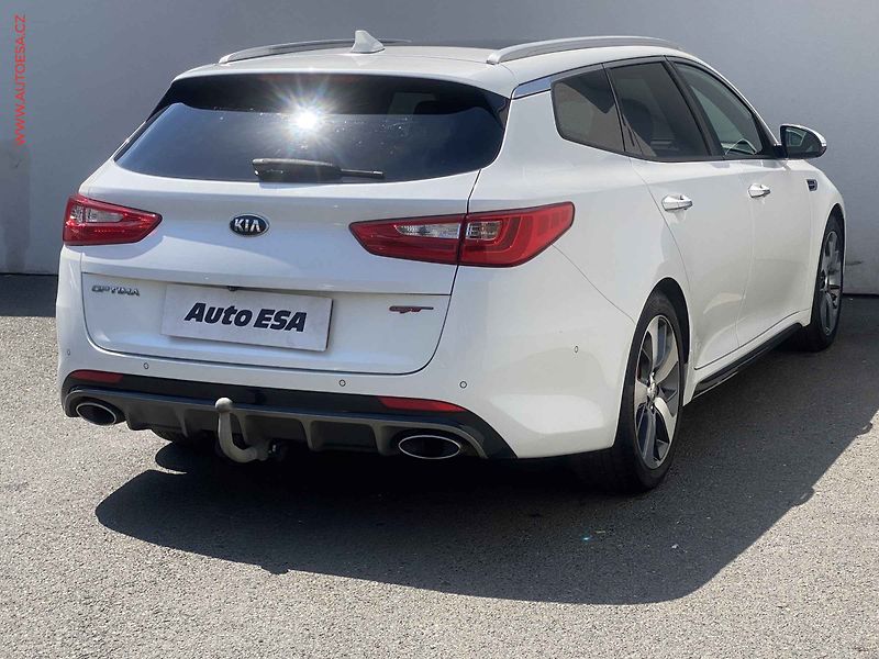 Kia Optima (2018) 2.0 T-GDi, GT, kůže, AT - fotka 4 z 20