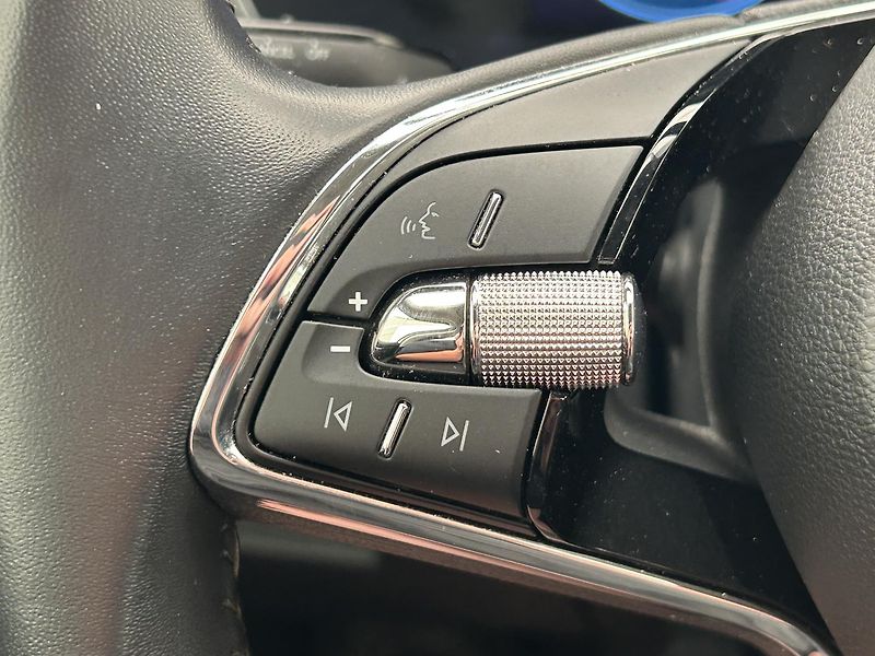 Škoda Octavia 2.0 TDI Ambition Plus - fotka 15 z 28
