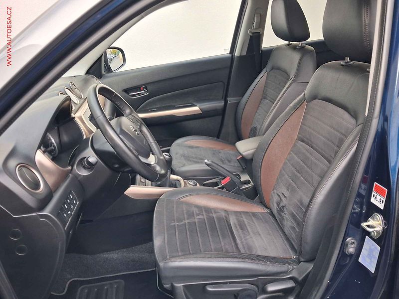 Suzuki Vitara (2018) 1.6 VVT AllGrip, Comfort - fotka 9 z 19