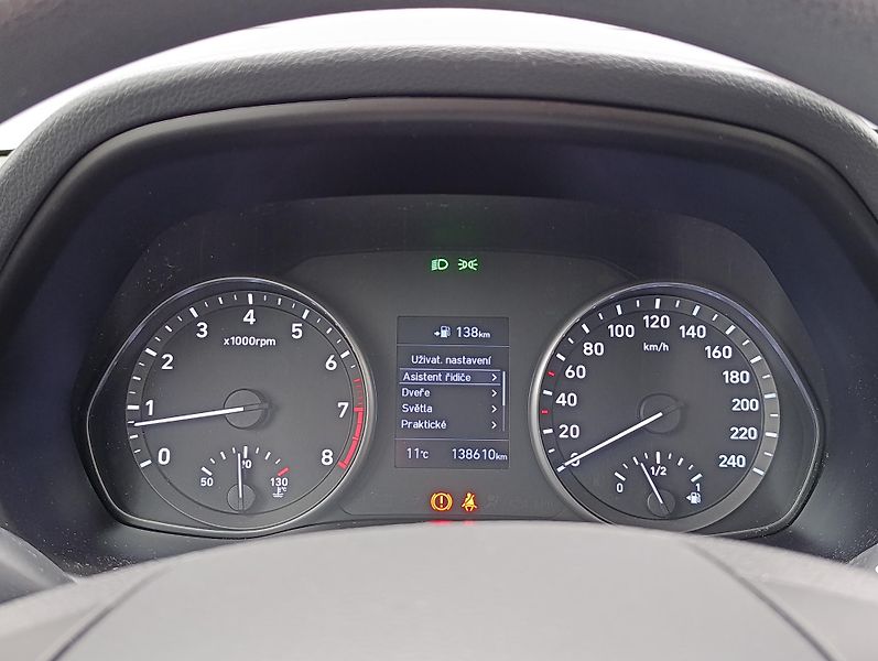 Hyundai i30 START 1.4 73kW ČR 1.MAJITEL - fotka 20 z 28