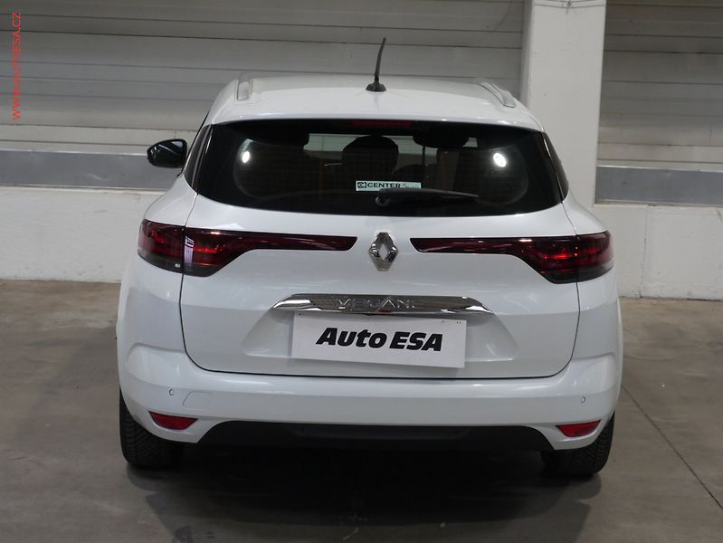 Renault Mégane (2022) 1.5dCi, 1.maj, AT, LED - fotka 5 z 21